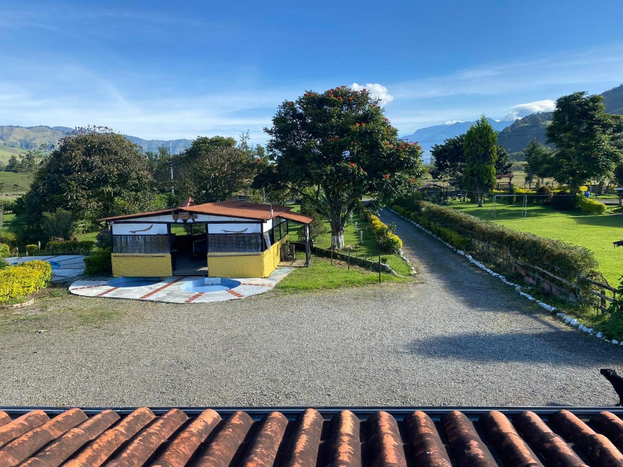 Finca Hotel Paraiso Urrao Exterior photo