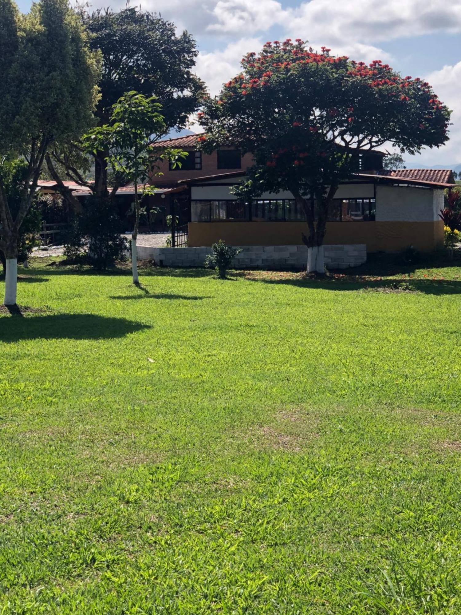 Finca Hotel Paraiso Urrao Exterior photo
